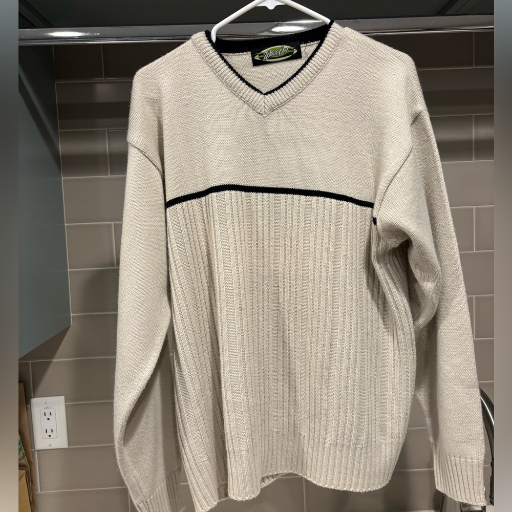 Y2K Surfwear Knit Lightweight Sweater V Neck White Out Size L